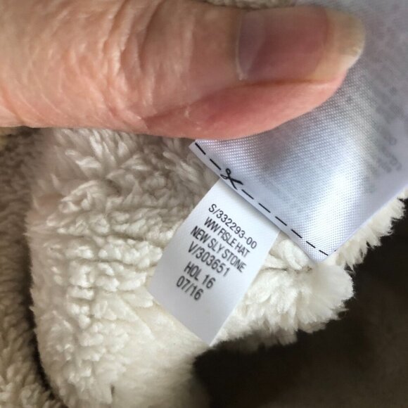 Baby Gap Fair Isle Wool Fleece Lined Beanie Hat 18 - 24 M Ivory Blue Yellow NEW - Picture 3 of 5